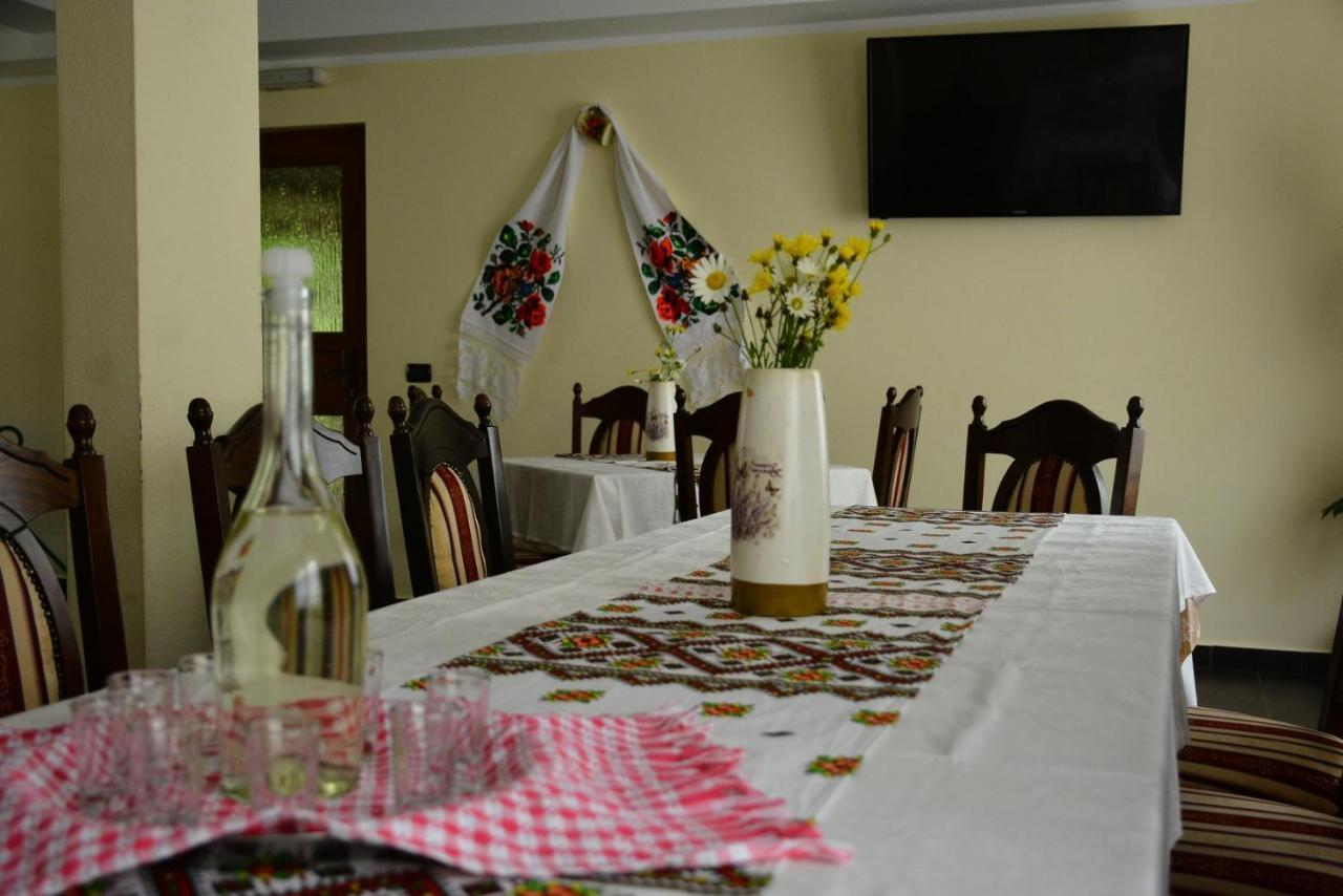 Cabana Cascada Cailor Hotel Borsa  Ngoại thất bức ảnh