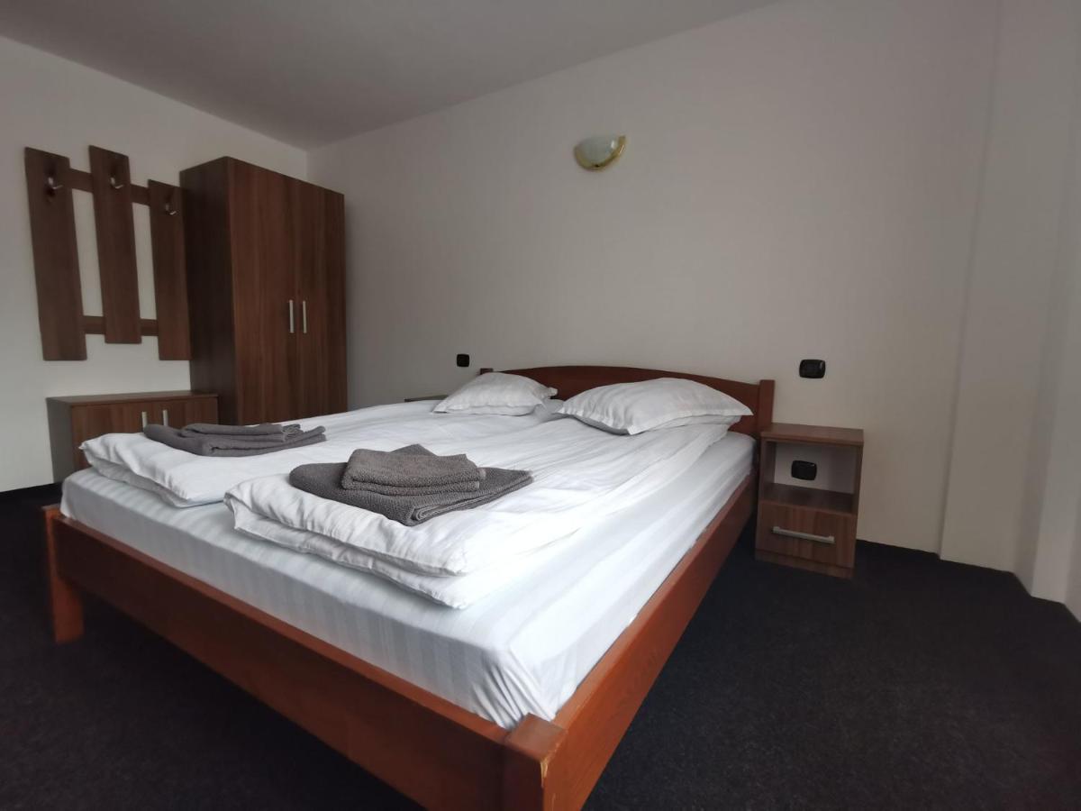 Cabana Cascada Cailor Hotel Borsa  Ngoại thất bức ảnh